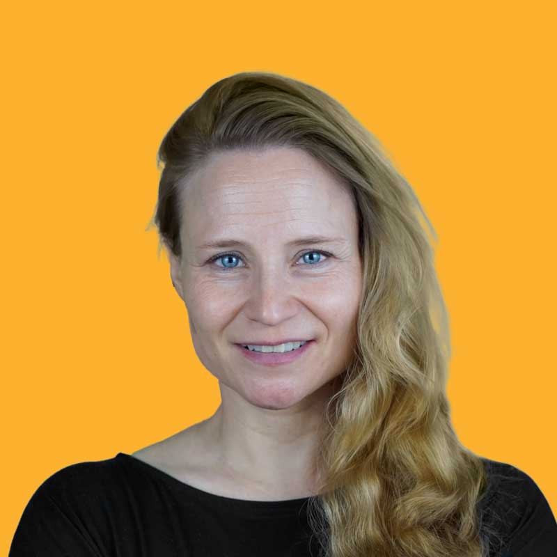 Carolin Wohlschlögel